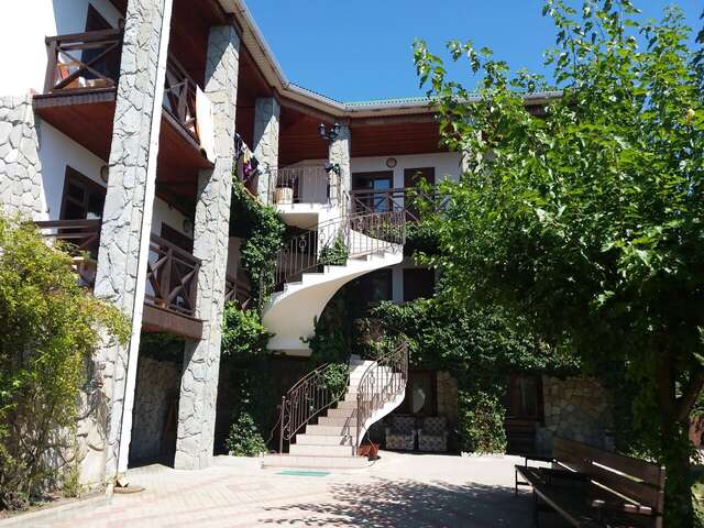 Гостиница Альбатрос Бетта-13